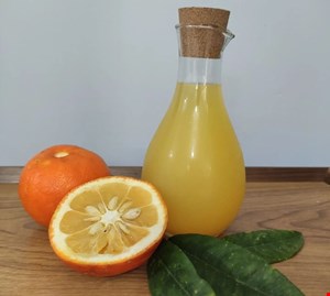 آب نارنج طبیعی